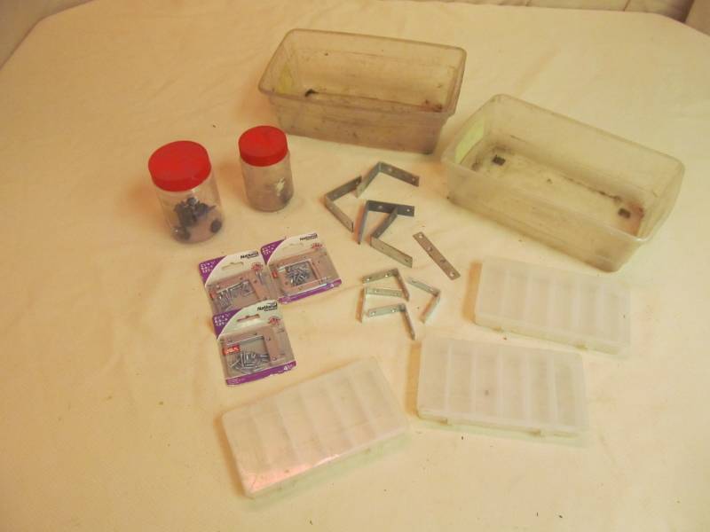 lot 16 image: Small Parts Organizers, Corner Braces