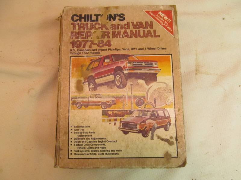 lot 29 image: Chiltons Truck  Van Manual 1977-1984
