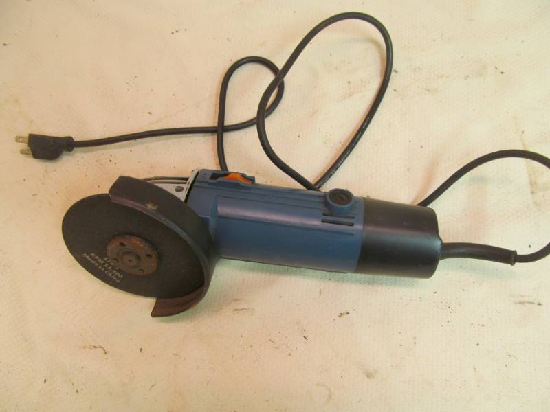 lot 66 image: Electrical Angle Grinder