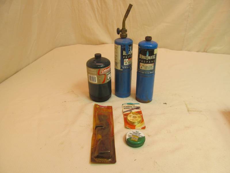 lot 84 image: Propane Torch