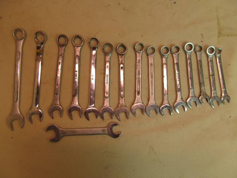 lot 97 image: Group of Metric Combination Wrenches