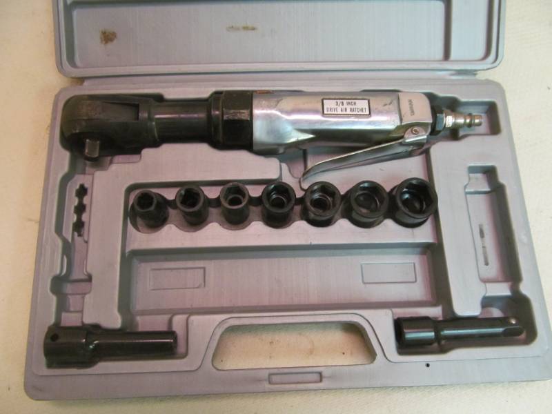 lot 110 image: Mark Air Force Air Ratchet Set