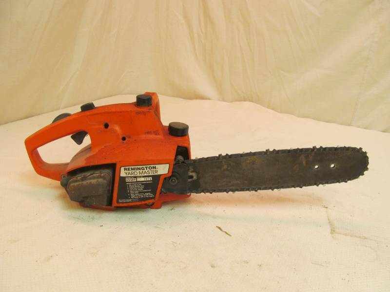 lot 116 image: Remington Chain Saw