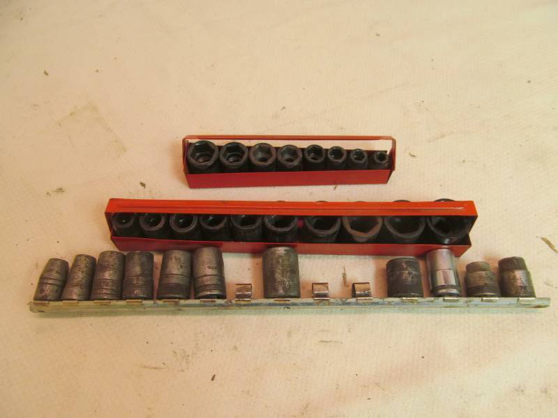 lot 118 image: Impact Sockets
