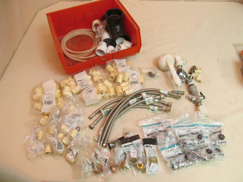 lot 125 image: Plumbing Supplies