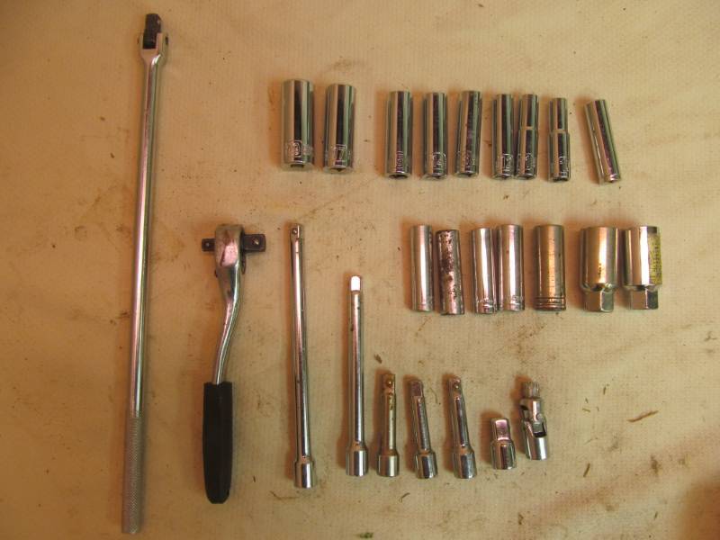 lot 142 image: Drive Socket, Ratchet, Extensions, Swivel