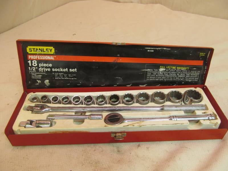 lot 166 image: Stanley Drive Socket Set