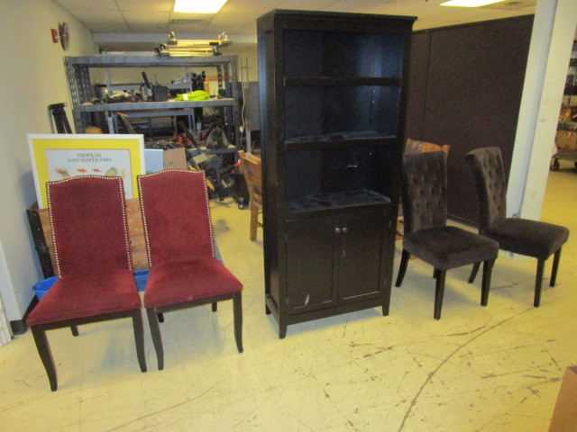 BOOKCASE AND ACCENT CHAIRS