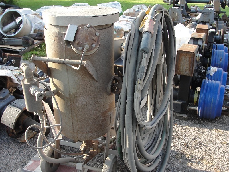 SANDBLASTER  POT-N-HOSE