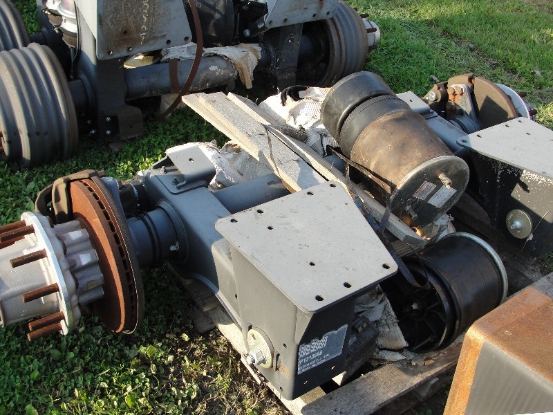 1- HENDRICKSON AA250. 14 RIDE HEIGHT , DISC BRAKES