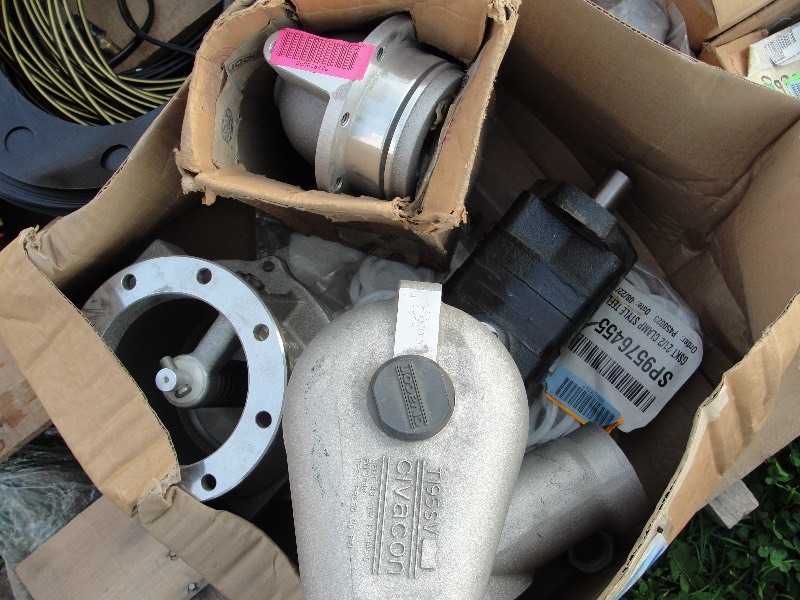 PALLET MISC. HEAT TUBING, WHEEL GASKETS, LOAD PLACE CARDS, AIR-LINES, CHECK VALVES, HYDRAULIC MOTOR