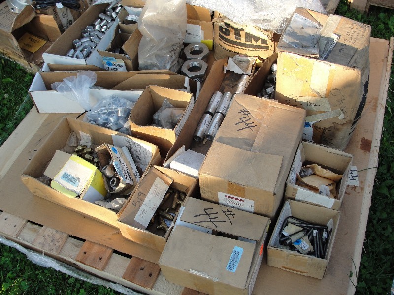 MISC. BRASS AND STAINLESS STEEL FITTINGS, HOSE CLAMPS AND U-BOLTS