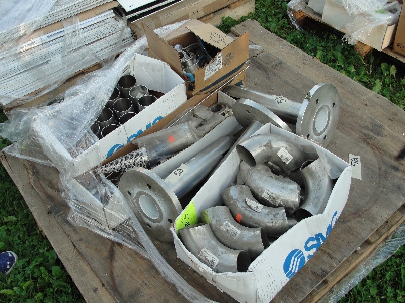 MISC. STAINLESS STEEL WELDABLE ELBOWS, VALVES