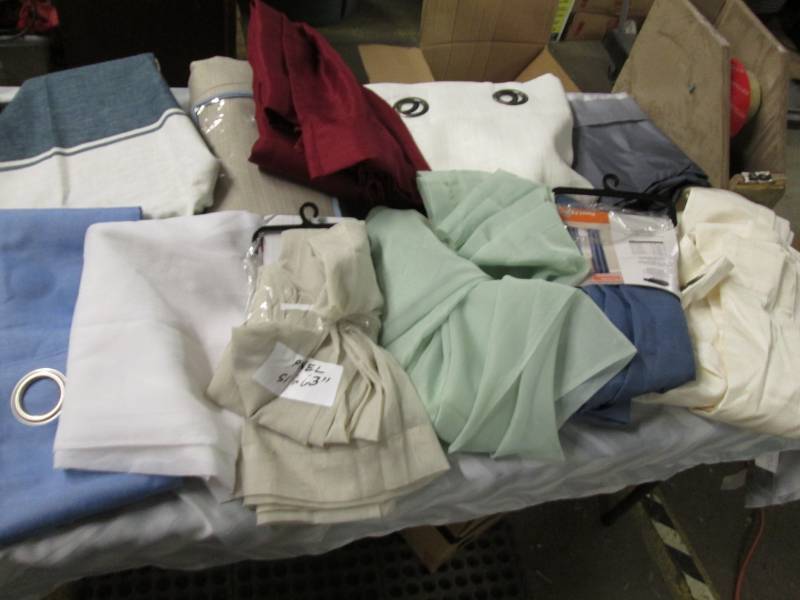 lot 14 image: Lot of 10 Assorted Curtain Panels &...