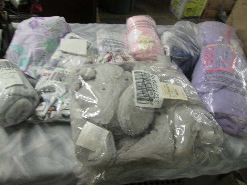 lot 18 image: Large Assortment Pre-personalized B...