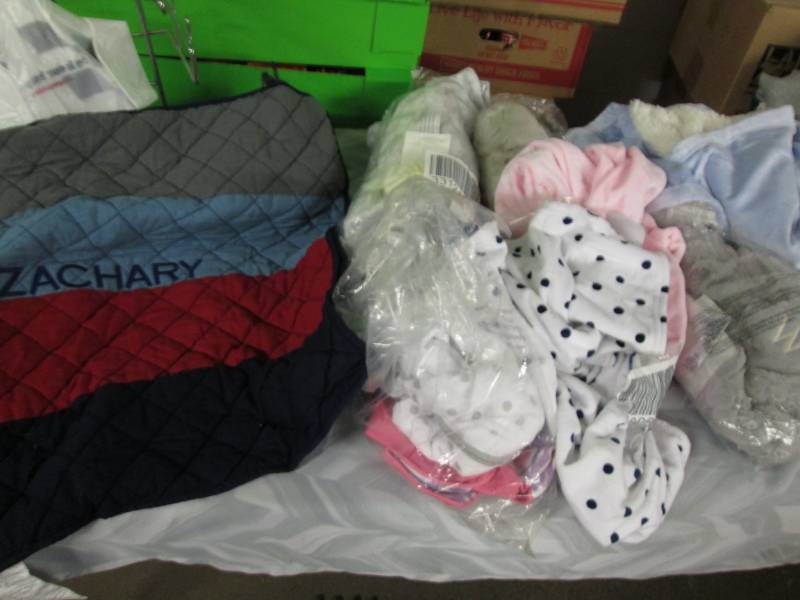 lot 34 image: 10 Pre-personalized Kids Blankets &...