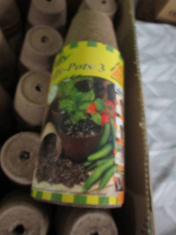 lot 48 image: 18-12pk of Jiffy 3 inch Peat Pots...
