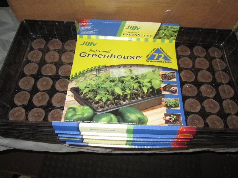 lot 61 image: 5- 72pk Jiffy Professional Greenhou...