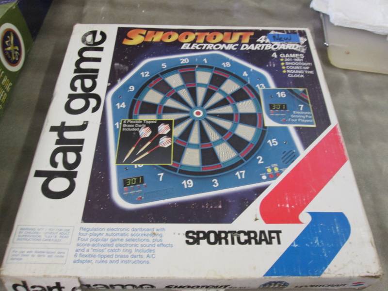 lot 139 image: Electronic Dart Game...