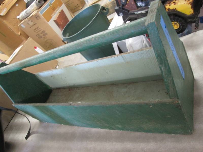 lot 213 image: Wood Tool Box...