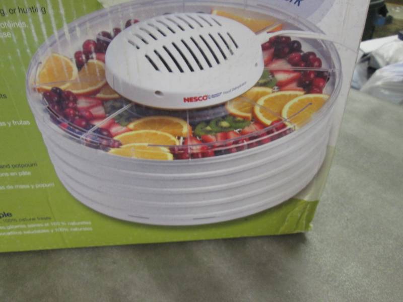 lot 220 image: Nesco Dehydrator & Jerky Maker...