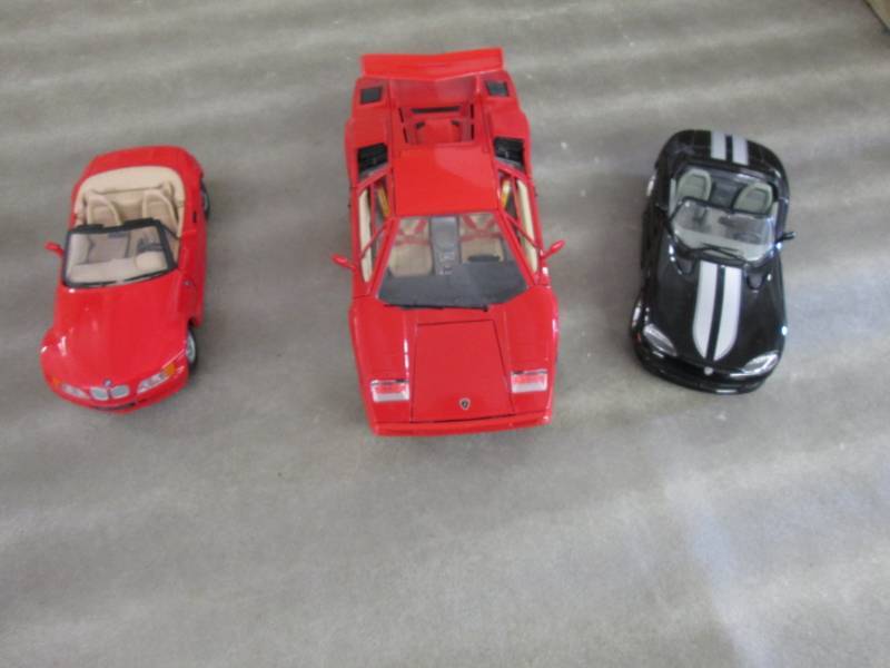 lot 286 image: 3 Model Sports Cars...