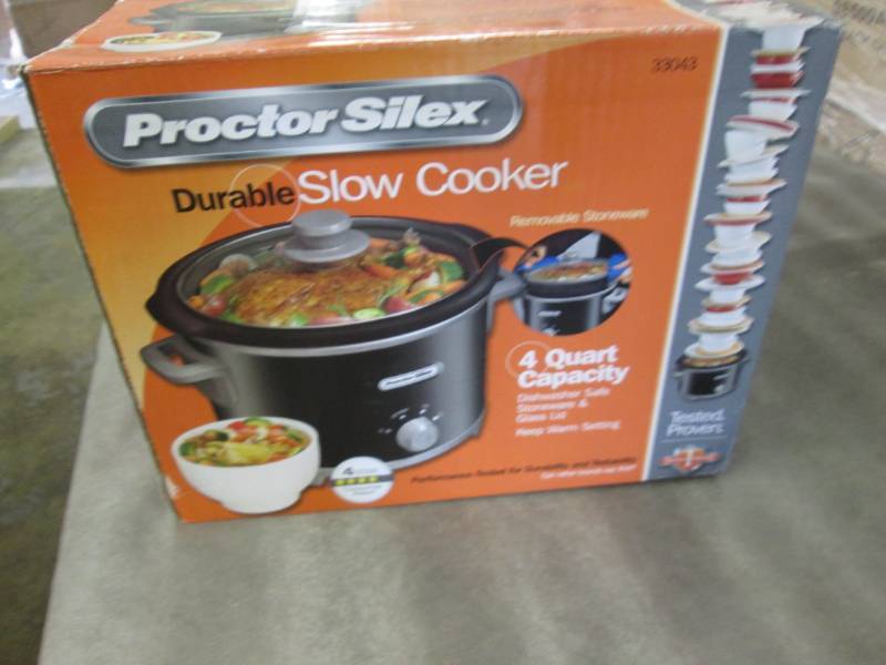 lot 294 image: 4 quart Procter Solex Slow Cooker...