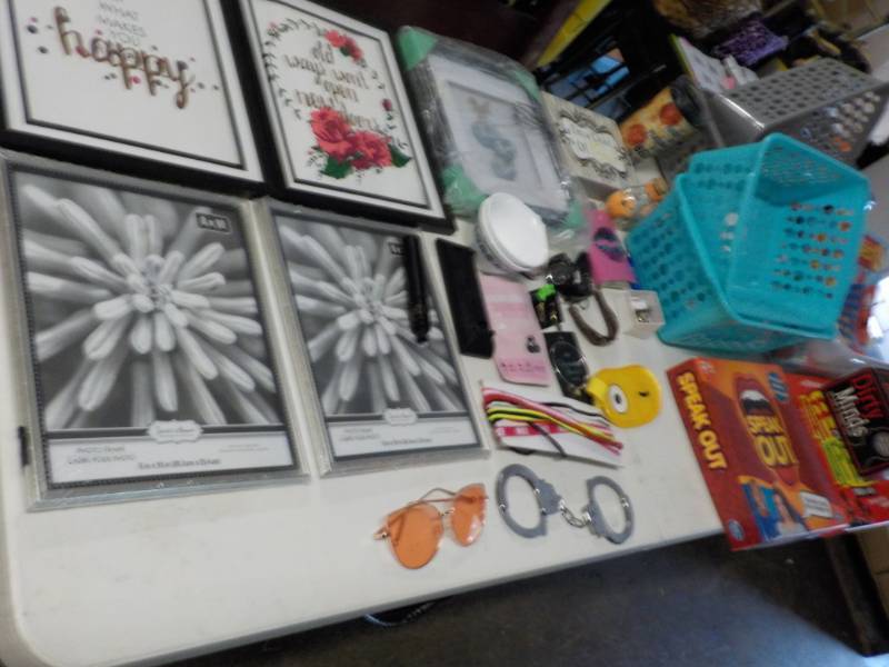 lot 8 image: Misc. Lot- all pictured...