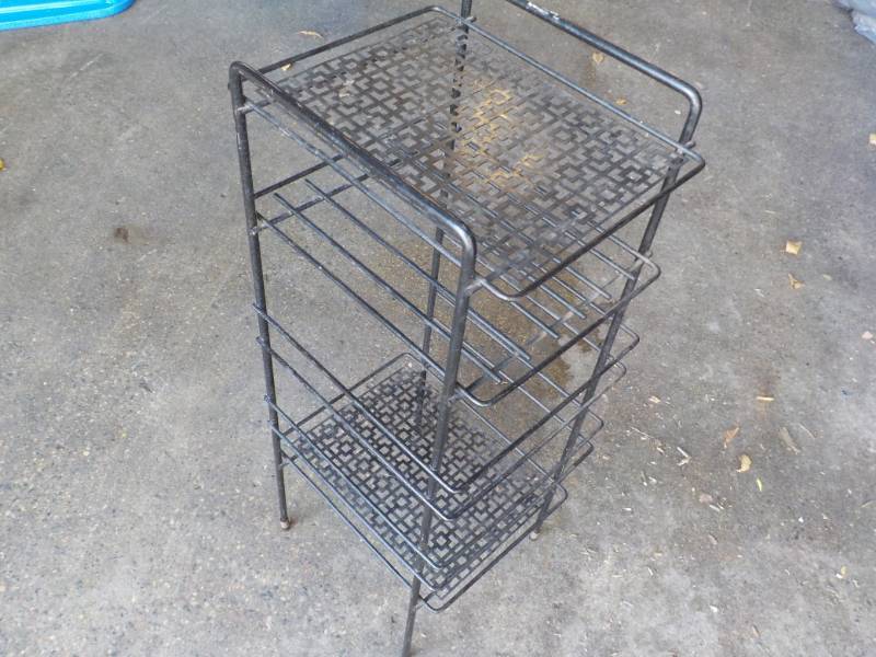 lot 45 image: Black Metal Mid -Century Stand 10 x...