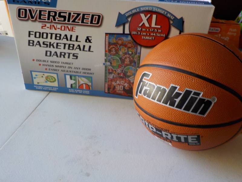 lot 115 image: New Franklin Basketball and Double ...