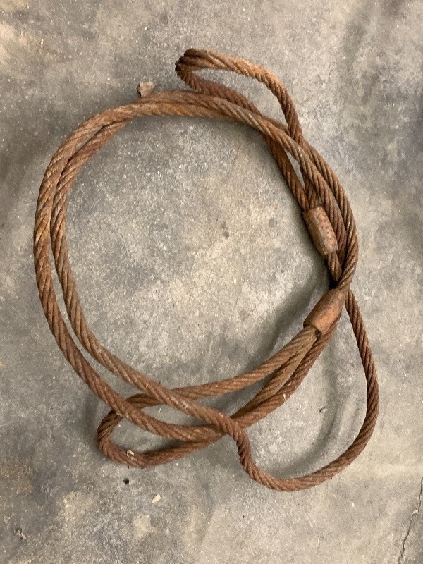 lot 23 image: Lot Of Heavy Duty Steel Cable Chokers