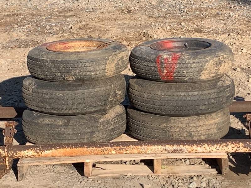 lot 18 image: Lot Of Mobile Home Wheels  Tires  Axles