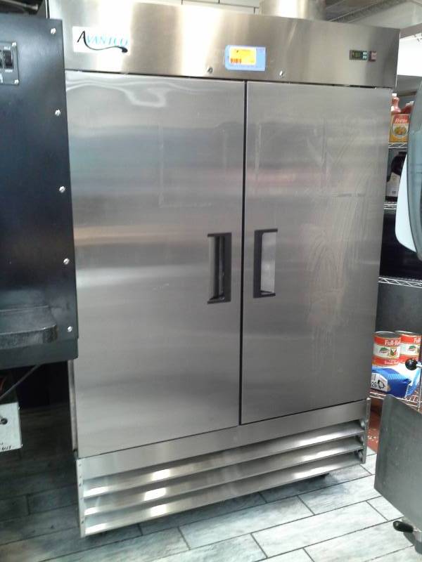lot 103 image: Avantco Equipment NSF Commercial Stainless Steel Soild Door Reach-In Freezer 178A49FHC