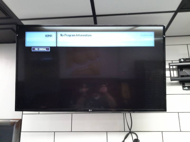 lot 117 image: 2018 LG Flat Panel TV, Remote Control, 2-TV Wall Mounts