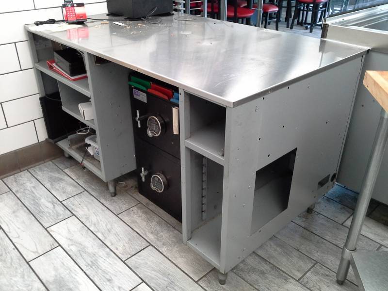 lot 124 image: NSF Commercial CountertopCondiment Stand