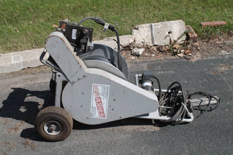 lot 17 image: Video Inspection Transporter