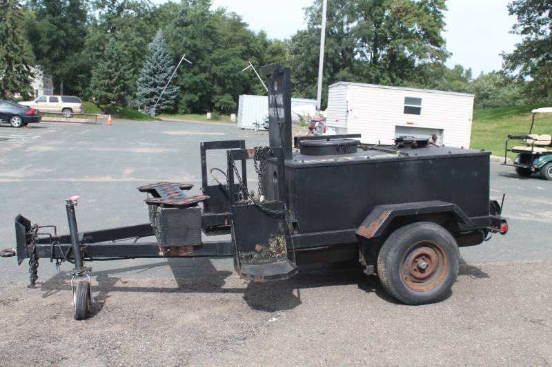 lot 8 image: Tar Kettle Trailer