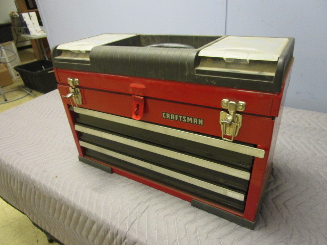 lot 303 image: CRAFTSMAN TOOLBOX