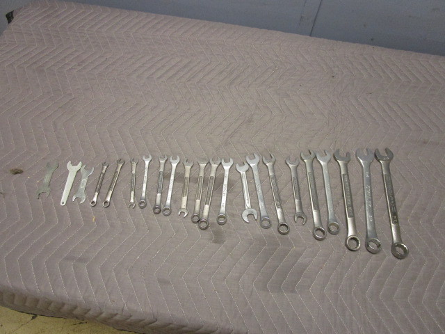 lot 350 image: COMBINATION WRENCHES