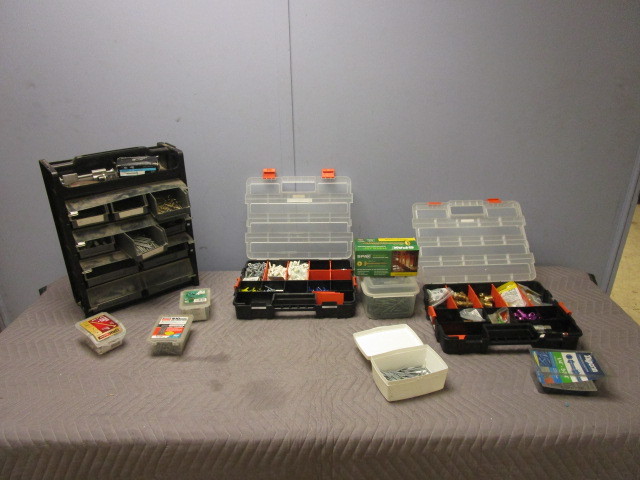 lot 355 image: PNEUMATIC FITTINGS, WALL ANCHORS AND FASTENERS