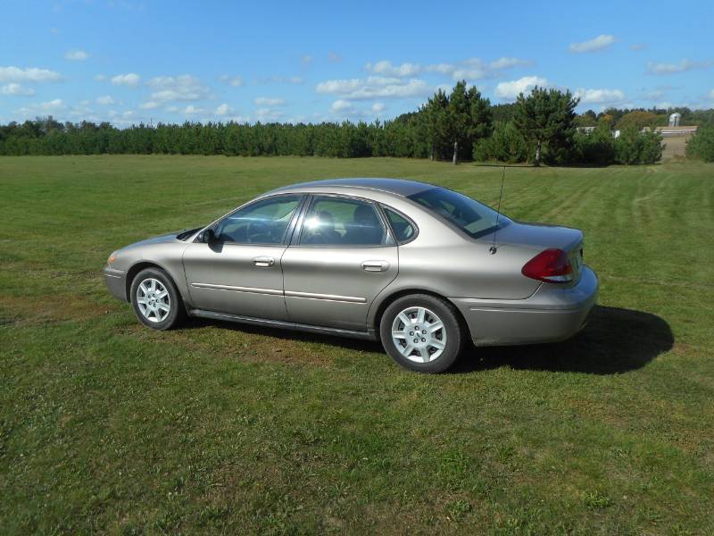 2007 Ford Taurus SE
