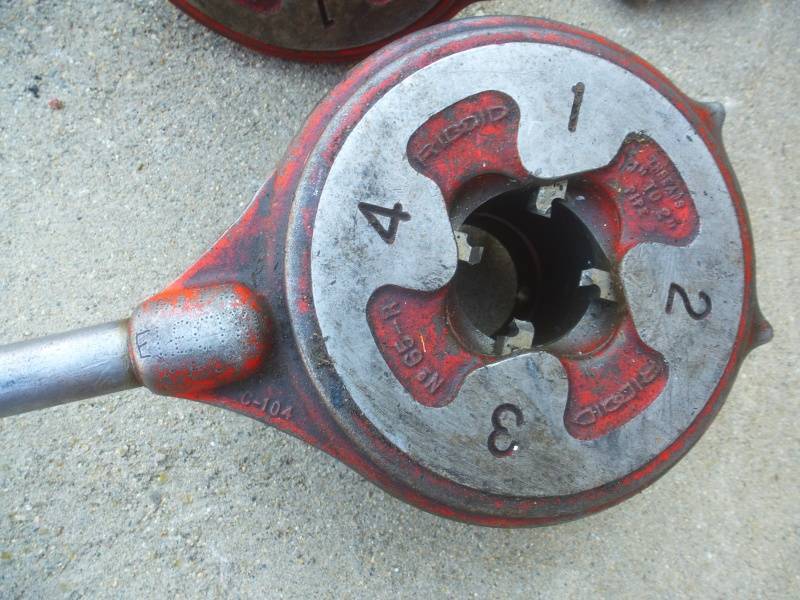 lot 39 image: Large Pipe Thred Cutters x 2