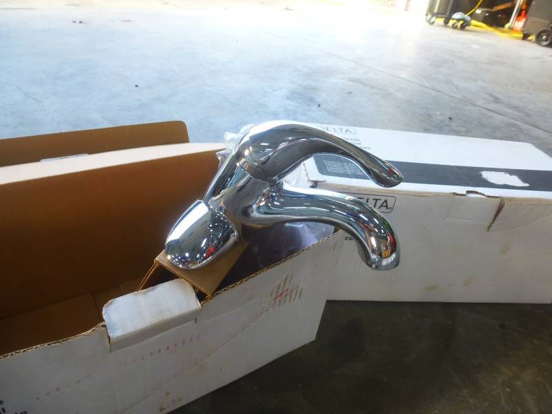 lot 58 image: Delta Faucets