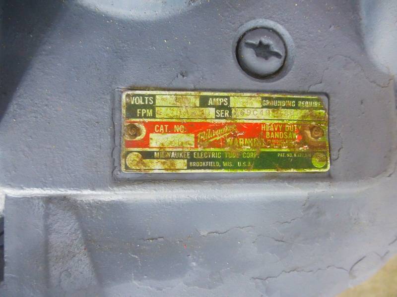 lot 73 image: Milwaukee Power Band Saw