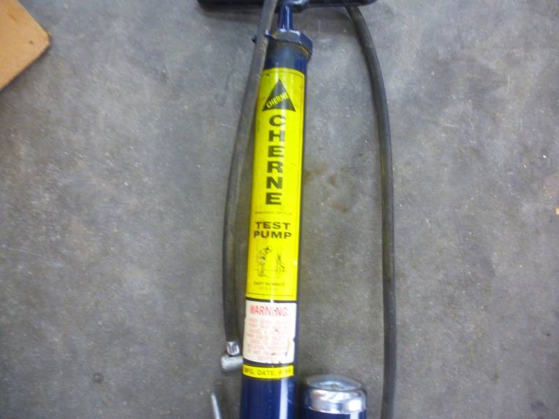 lot 74 image: Bicycle Tire Pump