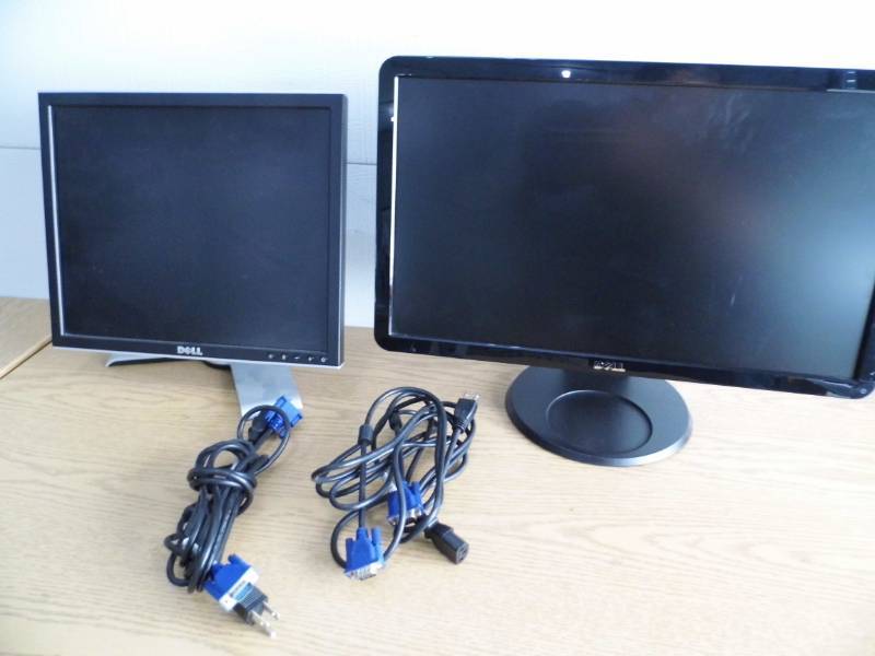 Lot of 2 Monitors