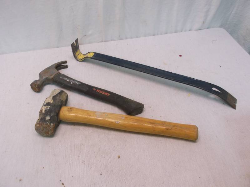 lot 21 image: Tools