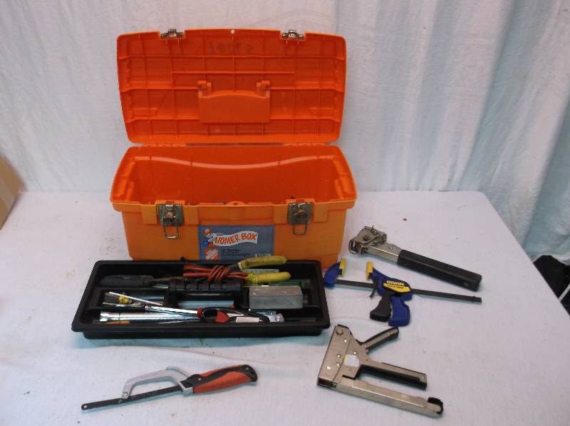 lot 38 image: Toolbox