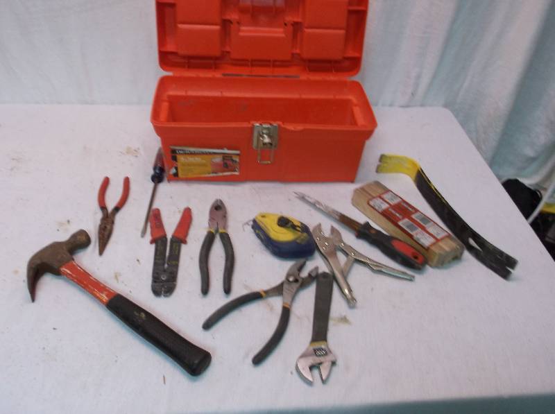 lot 46 image: Toolbox