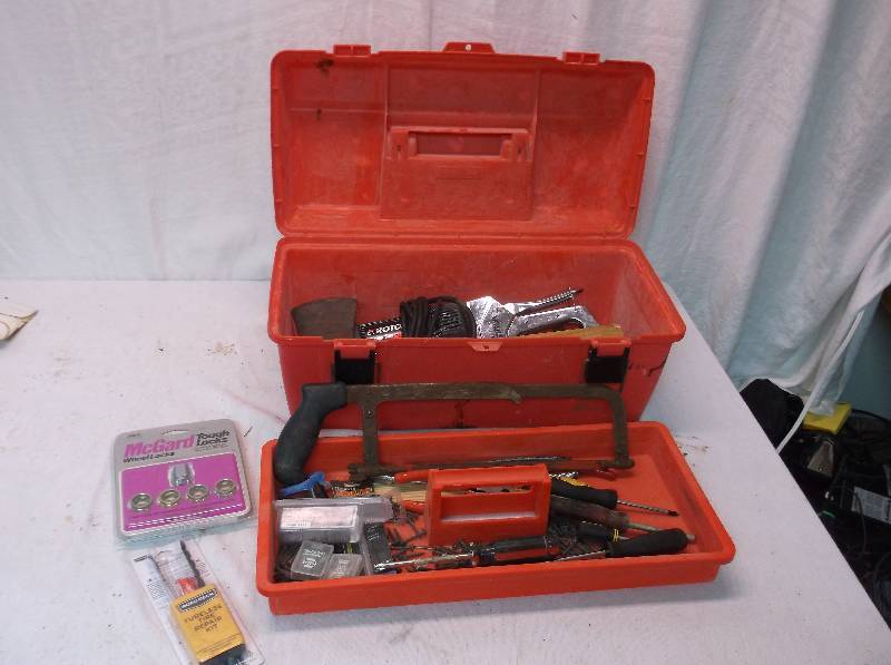 lot 53 image: Toolbox